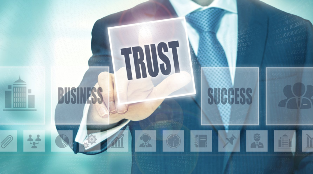 Tạo lòng tin là một trong những bước bắt buộc khi bán sản phẩm số.